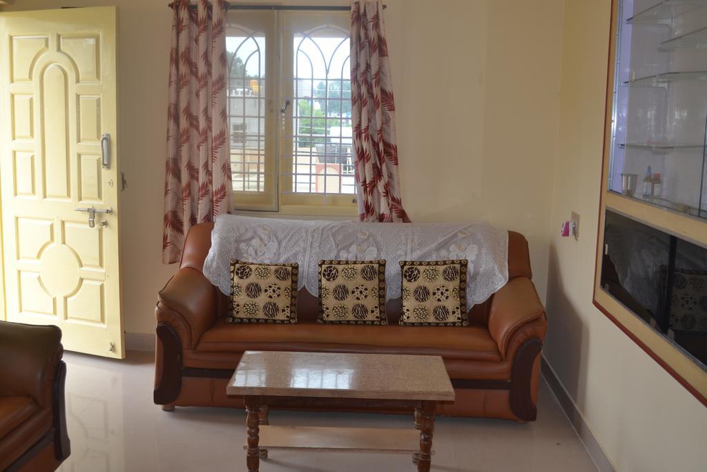 Manasvini Homestay-A Home In Mysore With Scenic View Exterior foto